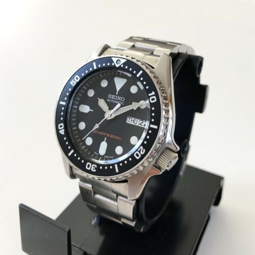 seiko skx013k2 black dial automatic divers midsize watch
