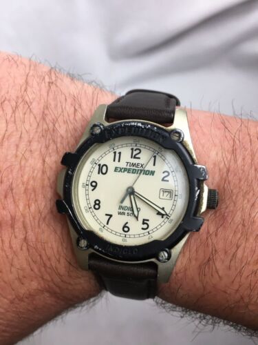 Timex expedition indiglo clearance cr2016