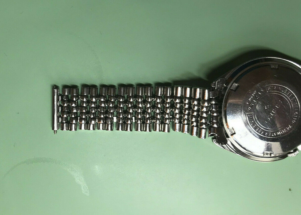 Vintage SEIKO 6119 7470 automatic watch for spares or repair