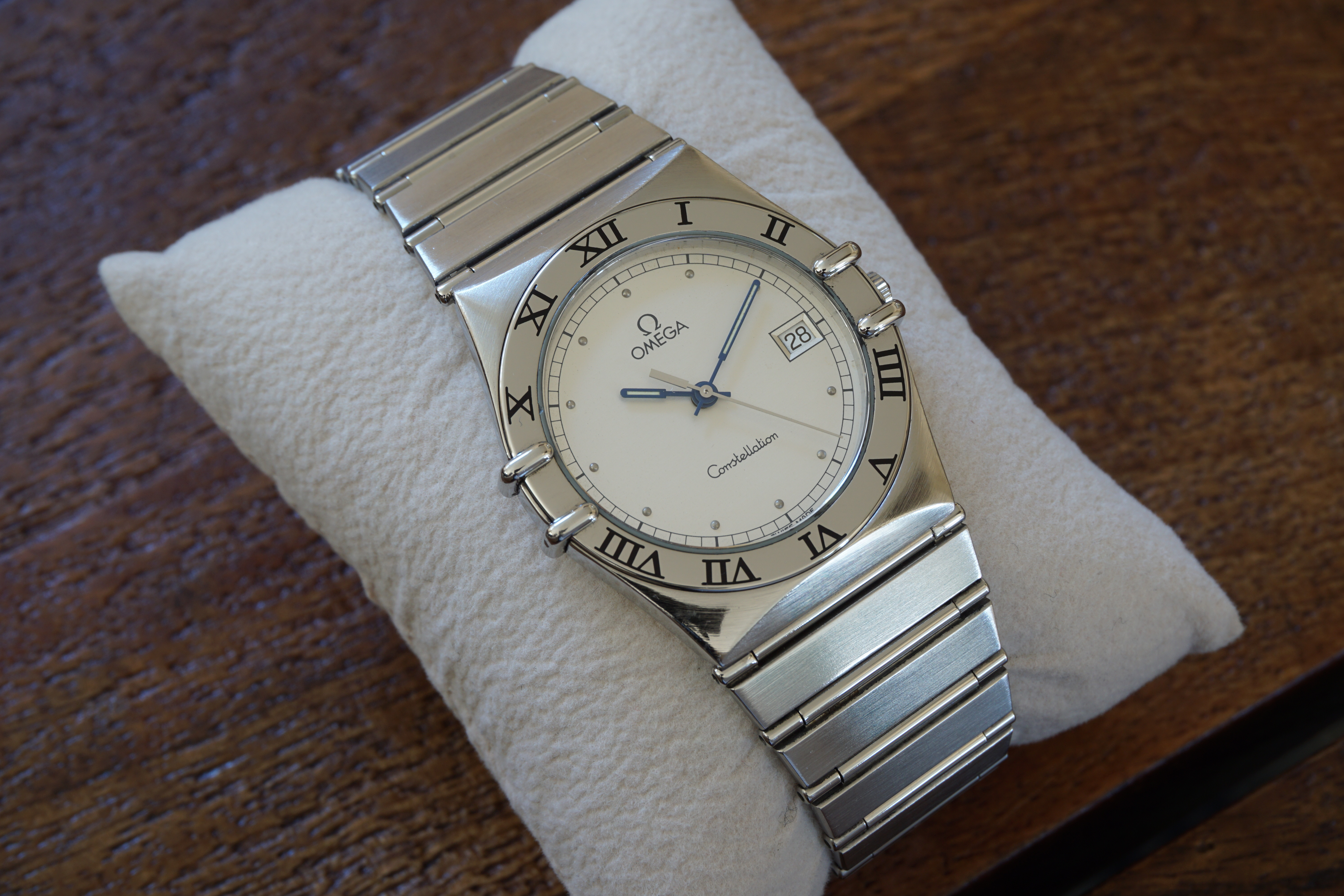 WTS Omega Constellation Quartz Stainless Steel 650 1980s