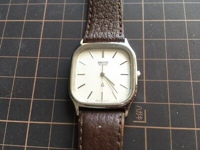 SEIKO CHARIOT Square 3 needle 6431-5050 Quartz men's Wristwatch