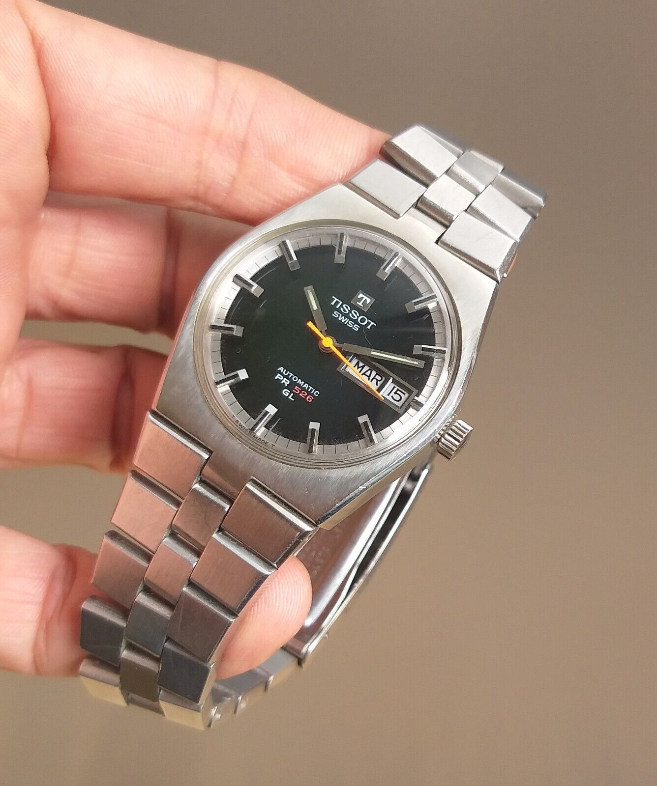 Vintage Tissot PR 526 GL Automatic Cal. 2930 aka Omega 1012 Steel