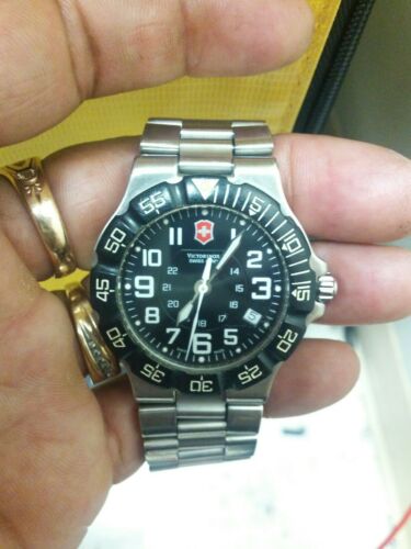 時計 VICTORINOX / SWISS ARMY / 241344 Victorinox Swiss Army Men's 241344 Summit XLT Watch