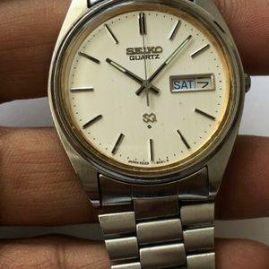Vintage Seiko Quartz Watch 8223-8019 Japan 4 Jewels 8223A Water Resistant |  WatchCharts