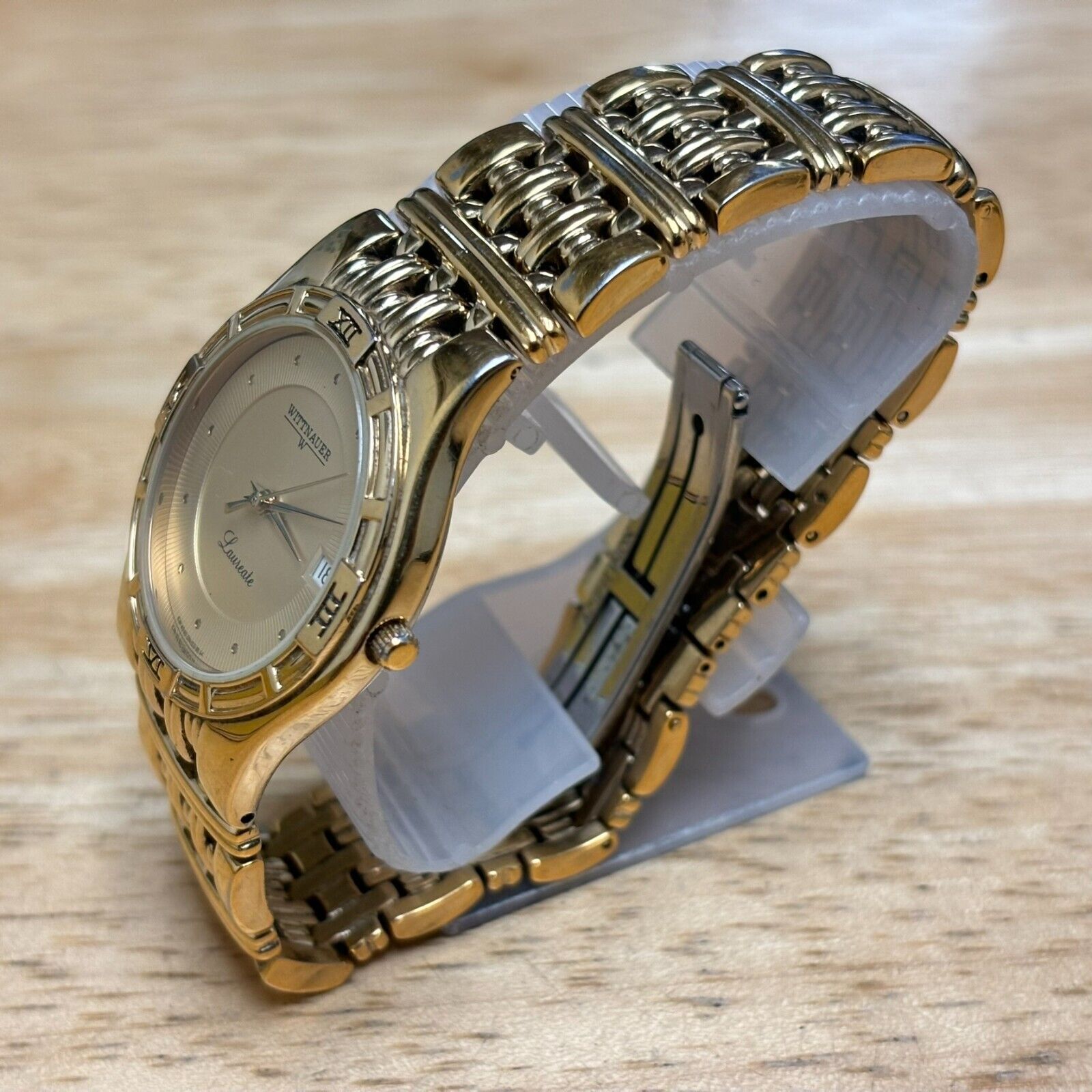 Wittenauer Laureate 2-Tone Men’s Watch. New Battery! Vintage Wittnauer Laureate 2-Tone Women main image 3