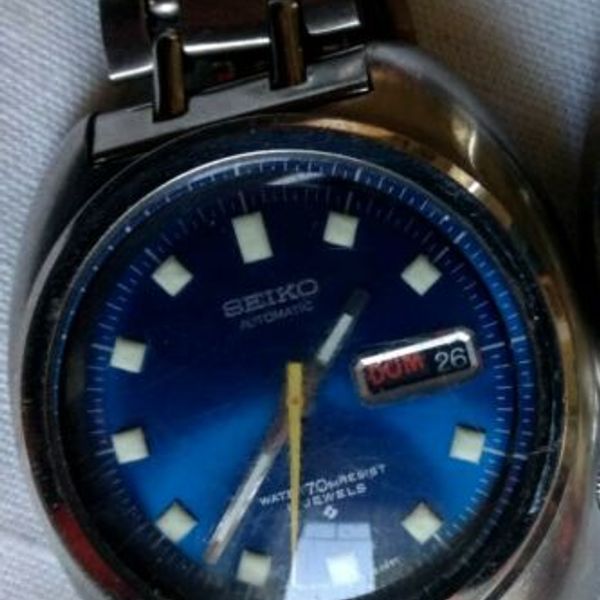 A Rare Vintage 1972 SEIKO 6106-8237 Blue Dial Automatic Mens Wrist Watch  Works | WatchCharts