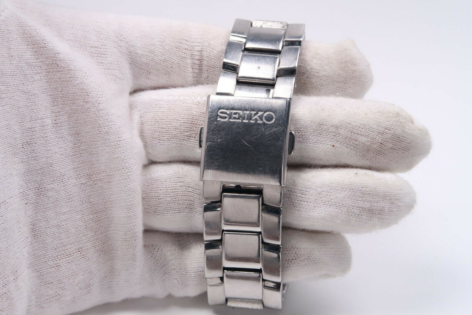 SEIKO SOLAR V14J-0BK0 Mens Watch NEW RECHARGEABLE 
