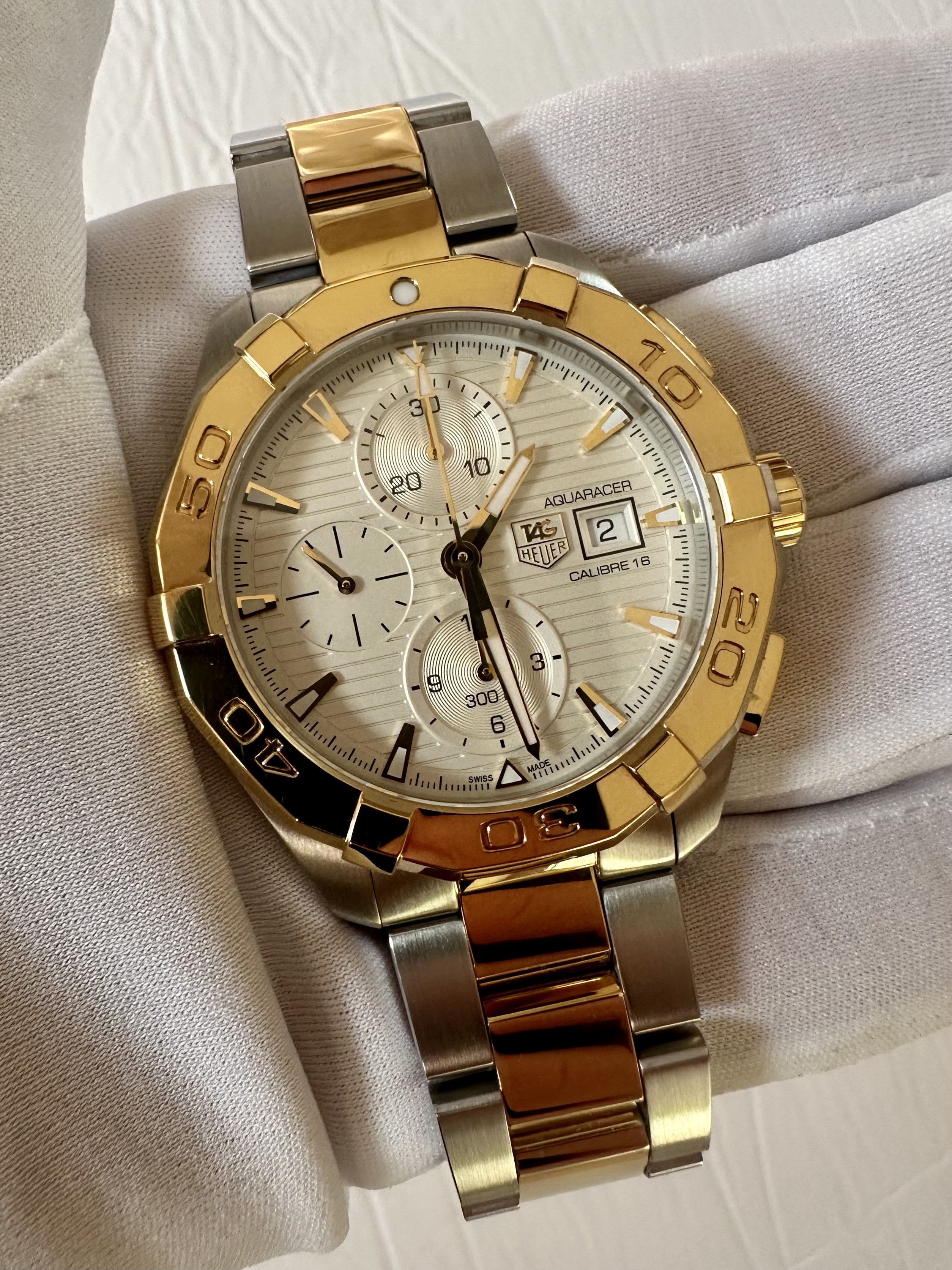 2 800 USD TAG HEUER CAY2121.BB0923 43mm AQUARACER RARE SWISS AUTOMATIC CHRONO TWO TONE WatchCharts Marketplace