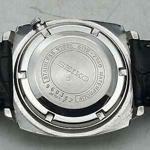 Vintage Seiko 5 Japan 21J Automatic 6119-7140 Steel Day Date Men's Wrist  Watch | WatchCharts