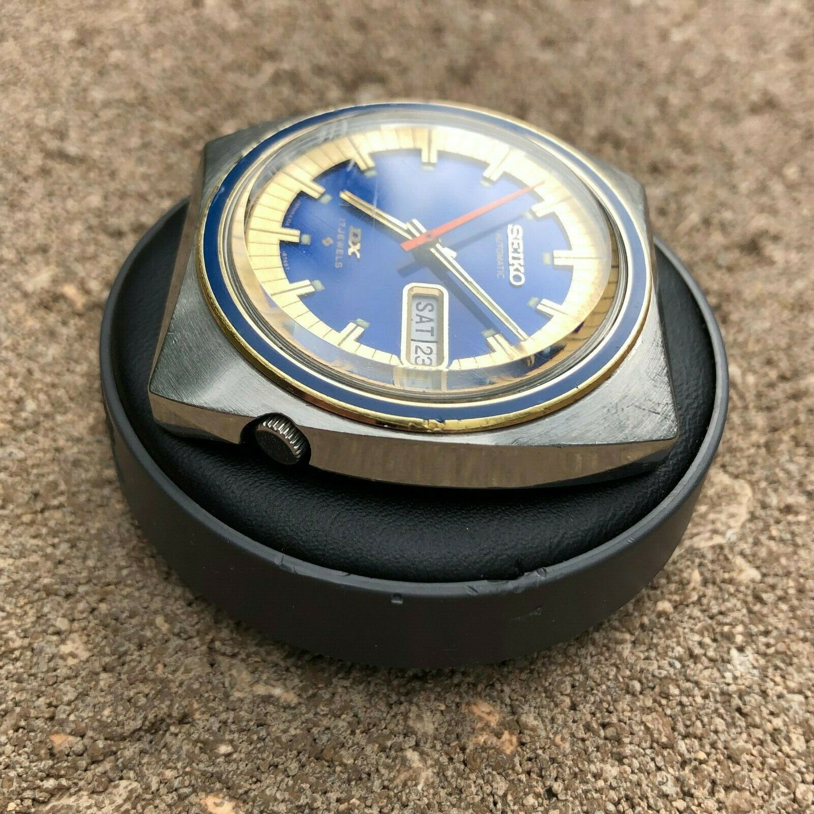 Vintage Seiko DX 6106-8599 June 1972 Wristwatch | WatchCharts