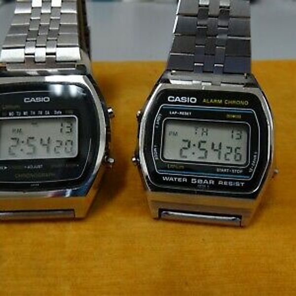 VINTAGE CASIO 1980' DIGITAL*2 (140)S830/(593) W-31(50M) ORIGINAL