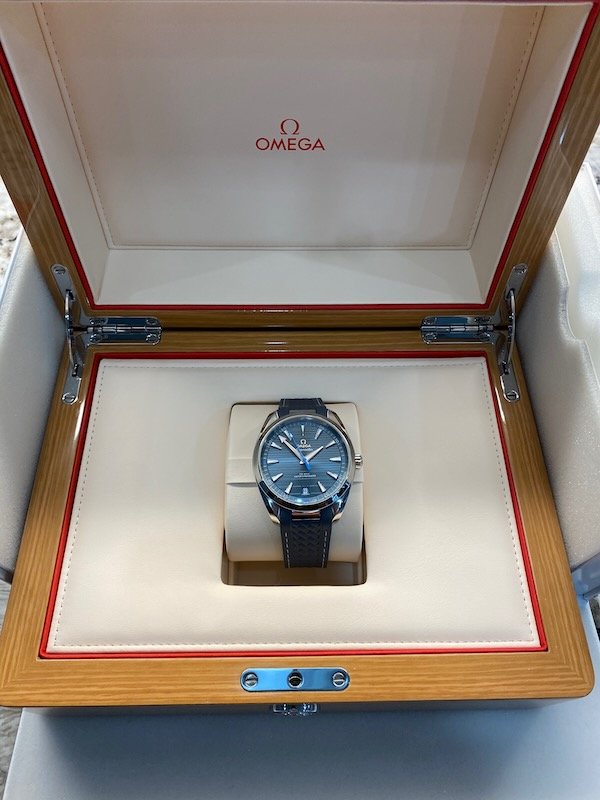 3 700 USD Omega Aqua Terra 41mm 220.12.41.21.03.002 WatchCharts