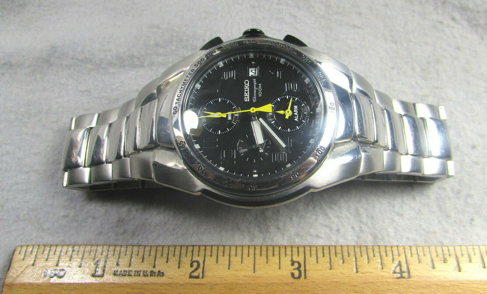 Seiko chronograph 100m on sale alarm