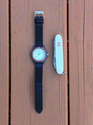 Victorinox swiss army 24221 hotsell