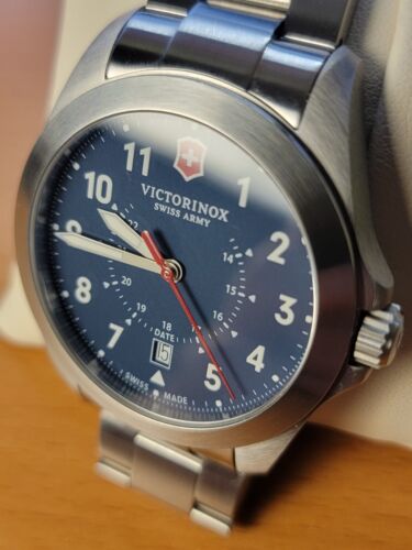 Victorinox Swiss Army Heritage Watch Model 241967 | WatchCharts