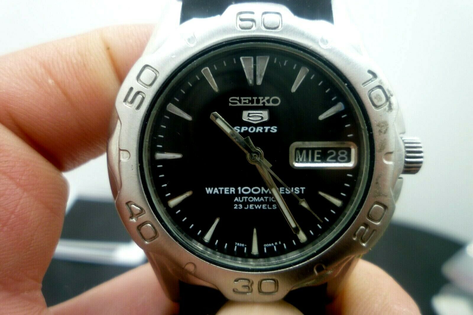 Mens 38mm SEIKO 5 SPORTS 23j 7S36-00A0 Black SKZ171 Vintage Watch