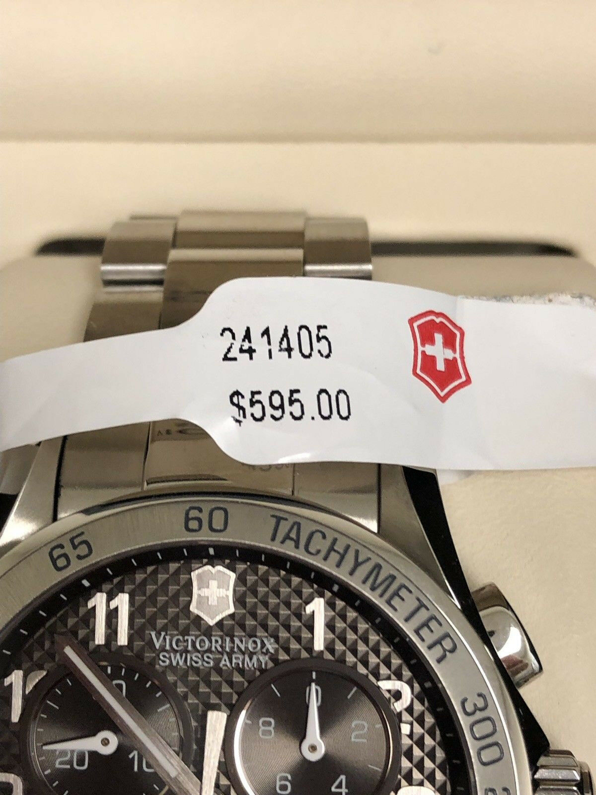 Victorinox 241405 Chrono Classic Men's Watch - NWT - Work or