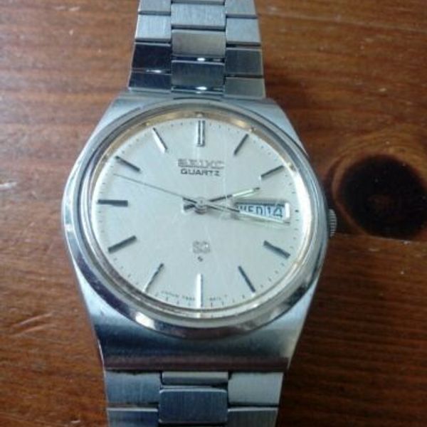 VINTAGE Seiko mens SQ 7456-8200 Watch with day & date function . the ...