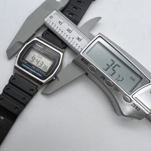 Vintage 80's CASIO W-34 Module 415 Mens 40mm Digital Watch