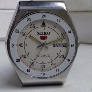6309 RAILWAY TIME SEIKO 5 AUTOMATIC DAY&DATE WHITE COLOR DIAL NUMERIC  FIGURE | WatchCharts
