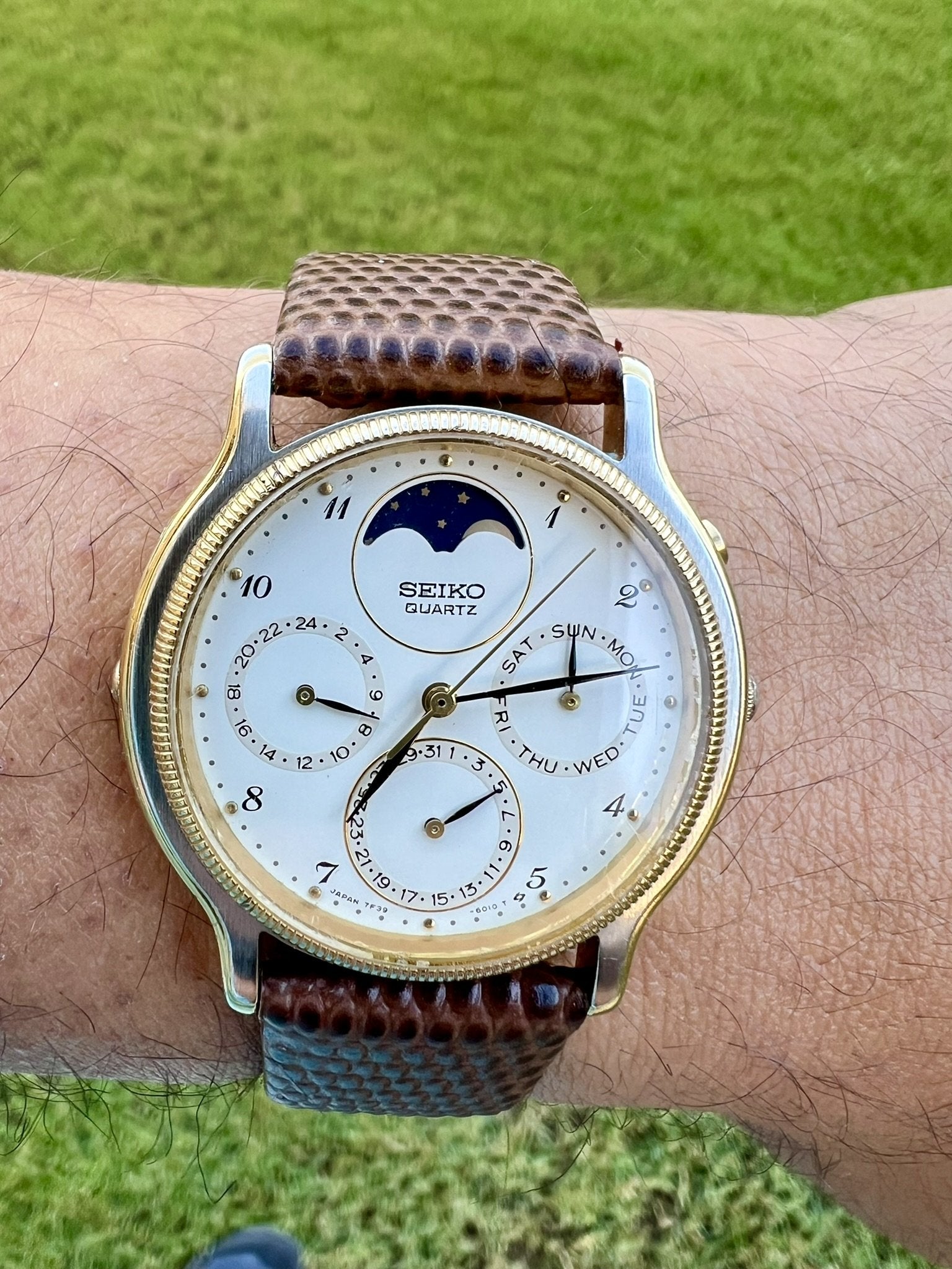 Vintage Seiko Moonphase Quartz Chronograph 7F38-6190 | WatchCharts