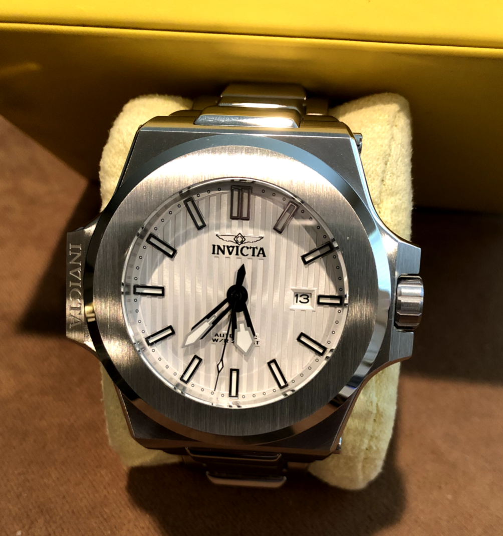 Invicta 2025 akula 58mm