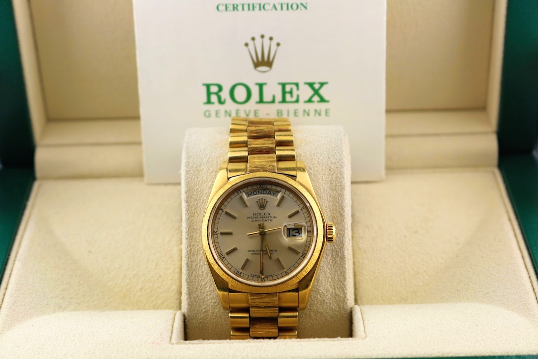 1981 Rolex Day Date 18078 Silver Stick Dial 18kt President With