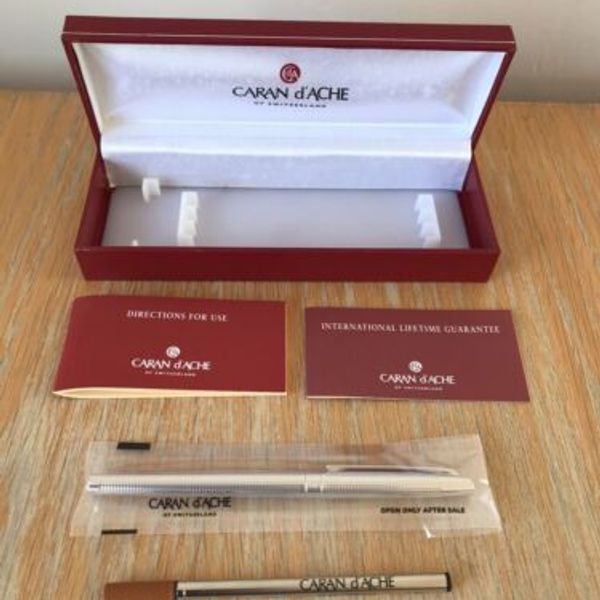 Stylo De Luxe Patek Philippe & Caran D'Ache 'Leman' - Neuf Dans Son écrin - Gris Argenté