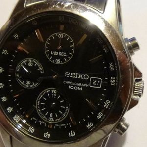 Mens SS Seiko 100m Chronograph 7t92-0LH0 Analog New battery | WatchCharts