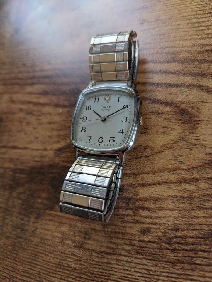 Vintage discount timex q