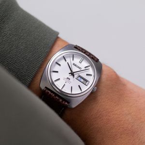 SEIKO Lord Matic 5606-7130 稼働中 Seiko Lord Matic 5606-7130 - YouTube