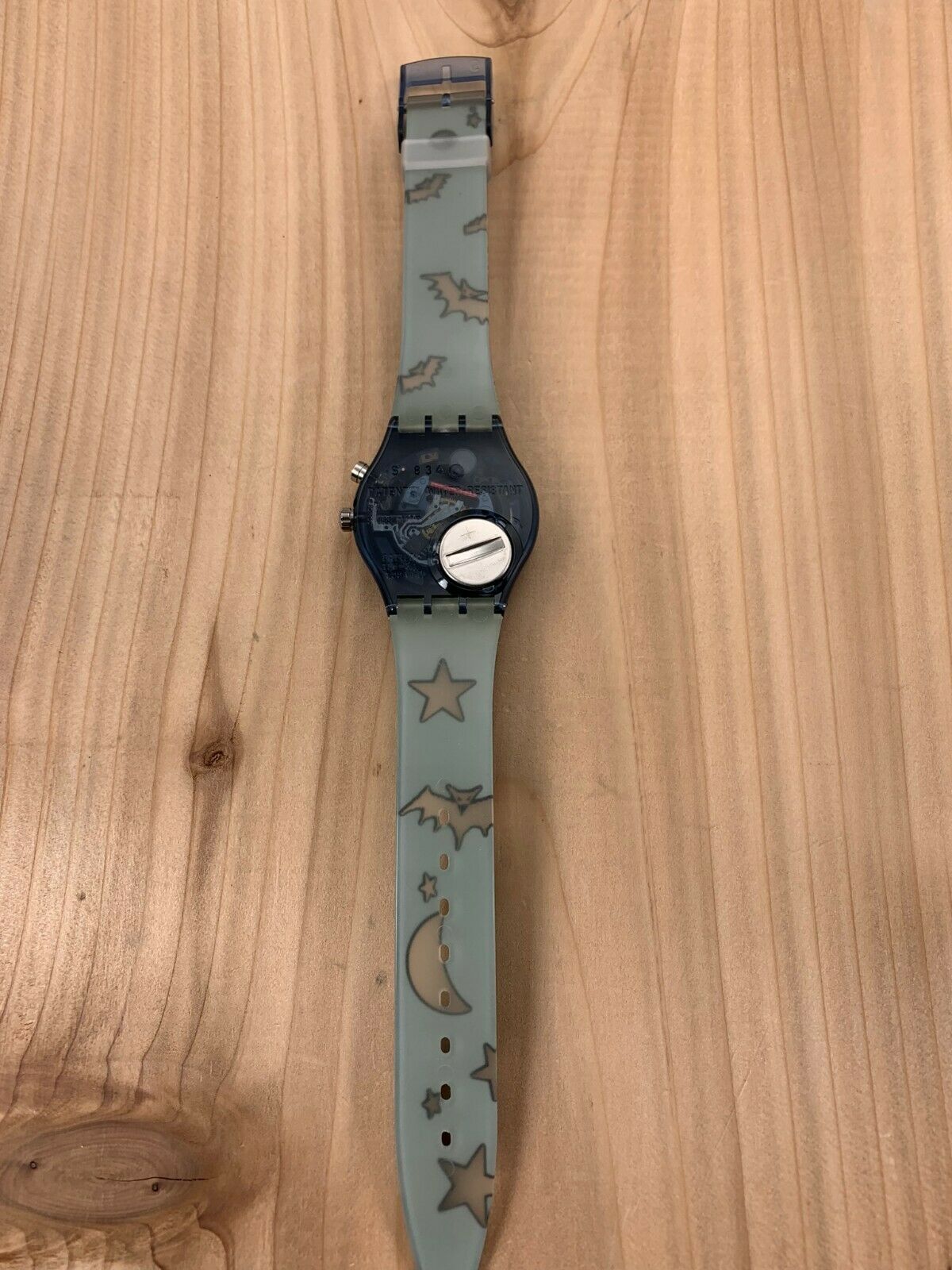 Swatch LOOMI/Glow In The Dark Halloween Special 1998 GZS30/GN906 
