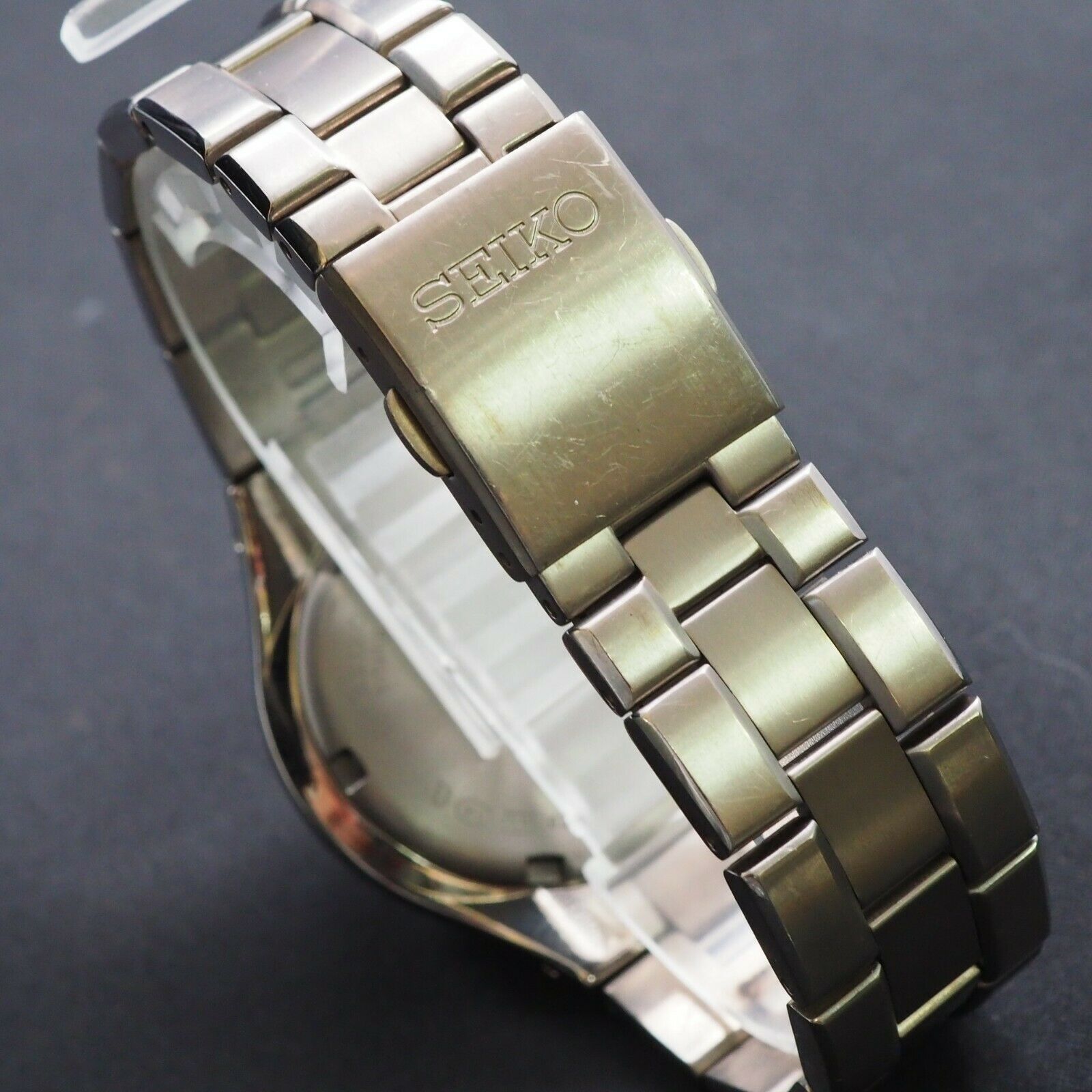 SEIKO PERPETUAL CALENDAR QUARTZ WRISTWATCH Titanum 8F32-0220