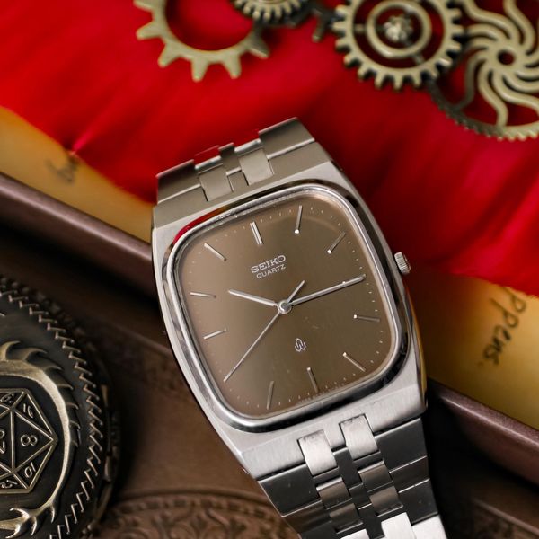 レア SEIKO セイコー 6030-5090 シーガル クォーツ Seiko Quartz Seagull 6030-5090 Tank White Tile Dial