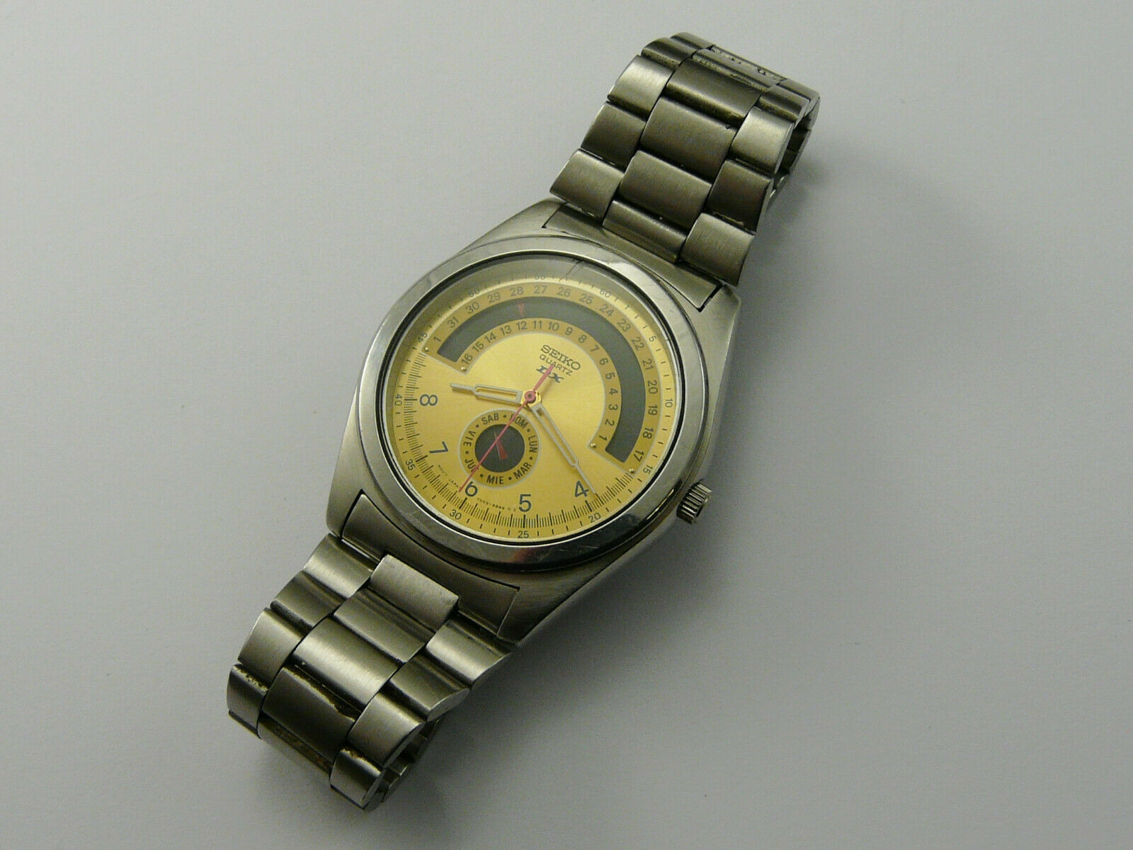 VINTAGE 1993 RARE SEIKO DX 7N43 8A00 CRESCENT CALENDAR GENTS