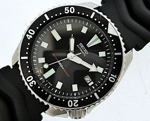 CLASSIC 90' SEIKO 7002 7000 SS MENS DATE DIVE SN #080360 BLACK INSERT WATCH  $1 | WatchCharts