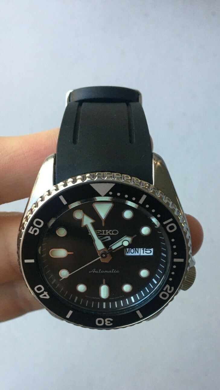 Seiko 5 Automatic Black Watch SRPD55 On Black Rubber Crafter Blue Strap ...