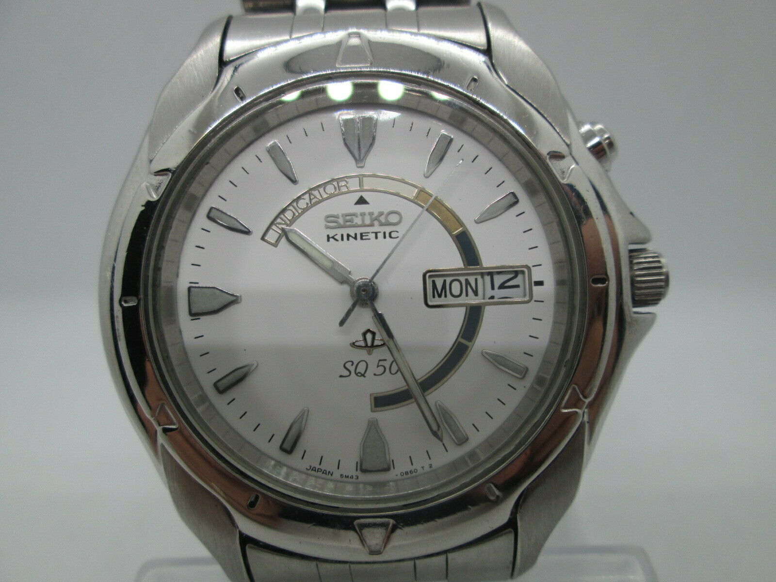 SEIKO KINETIC SQ50 5M43-0B10 STAINLESS STEEL DAYDATE QUARTZ MENS