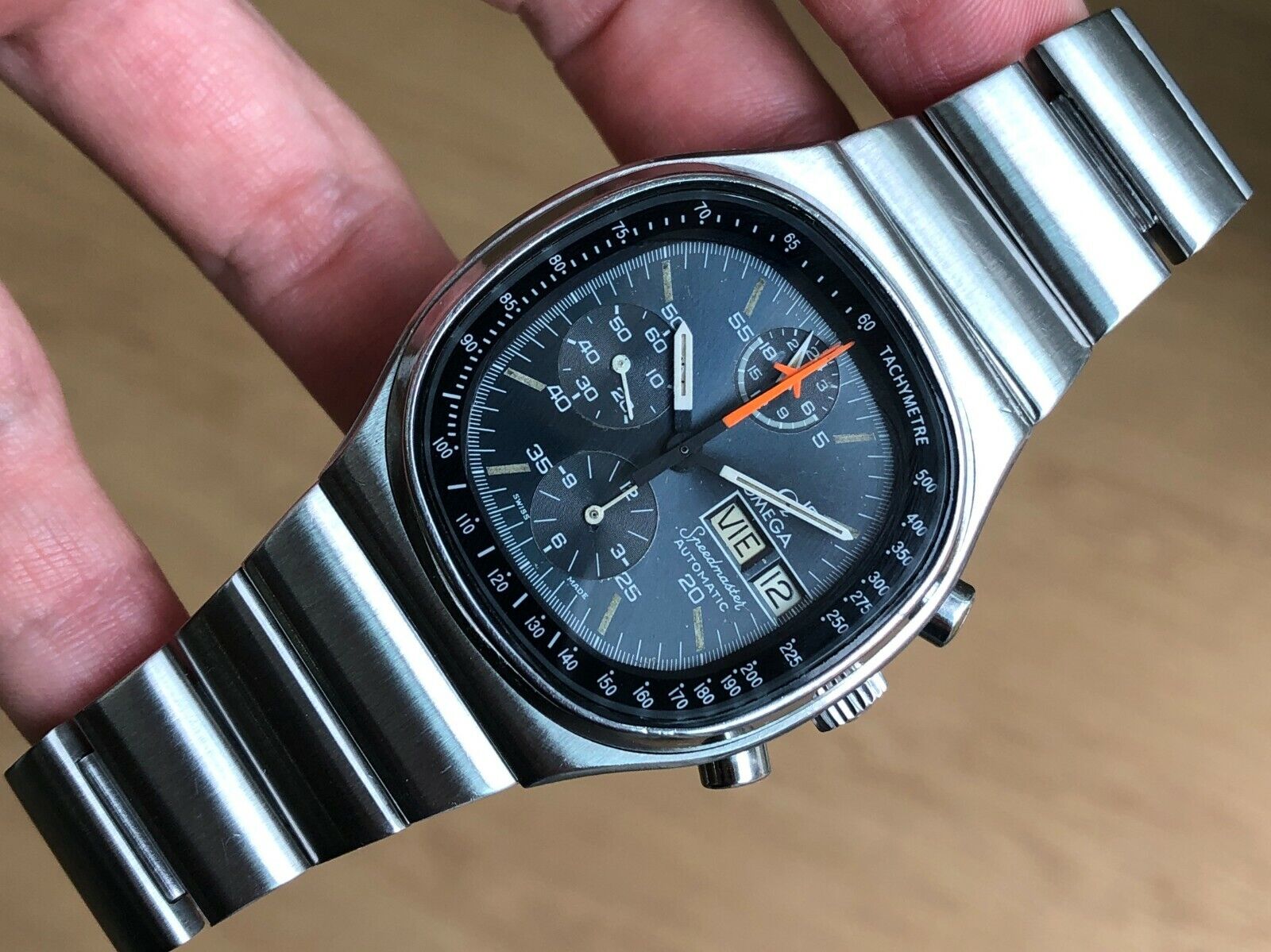 Omega speedmaster tv dial best sale