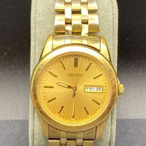 Vintage Seiko 7N43-0AM0 Men's Quartz Japan Gold Tone Watch Day Date Works  Great | WatchCharts