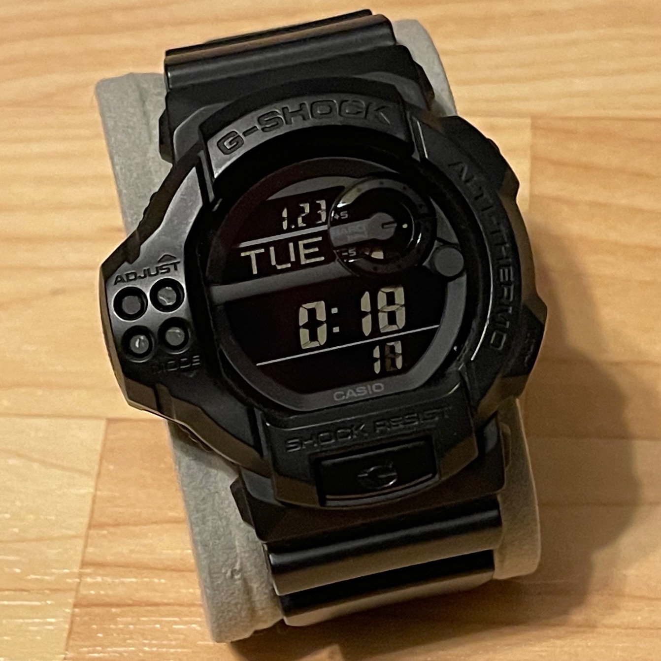 WTS Casio G Shock GDF 100BB 1 Blackout Altimeter Barometer Thermometer Negative Display Digital Watch 100 GDF100 WatchCharts Marketplace