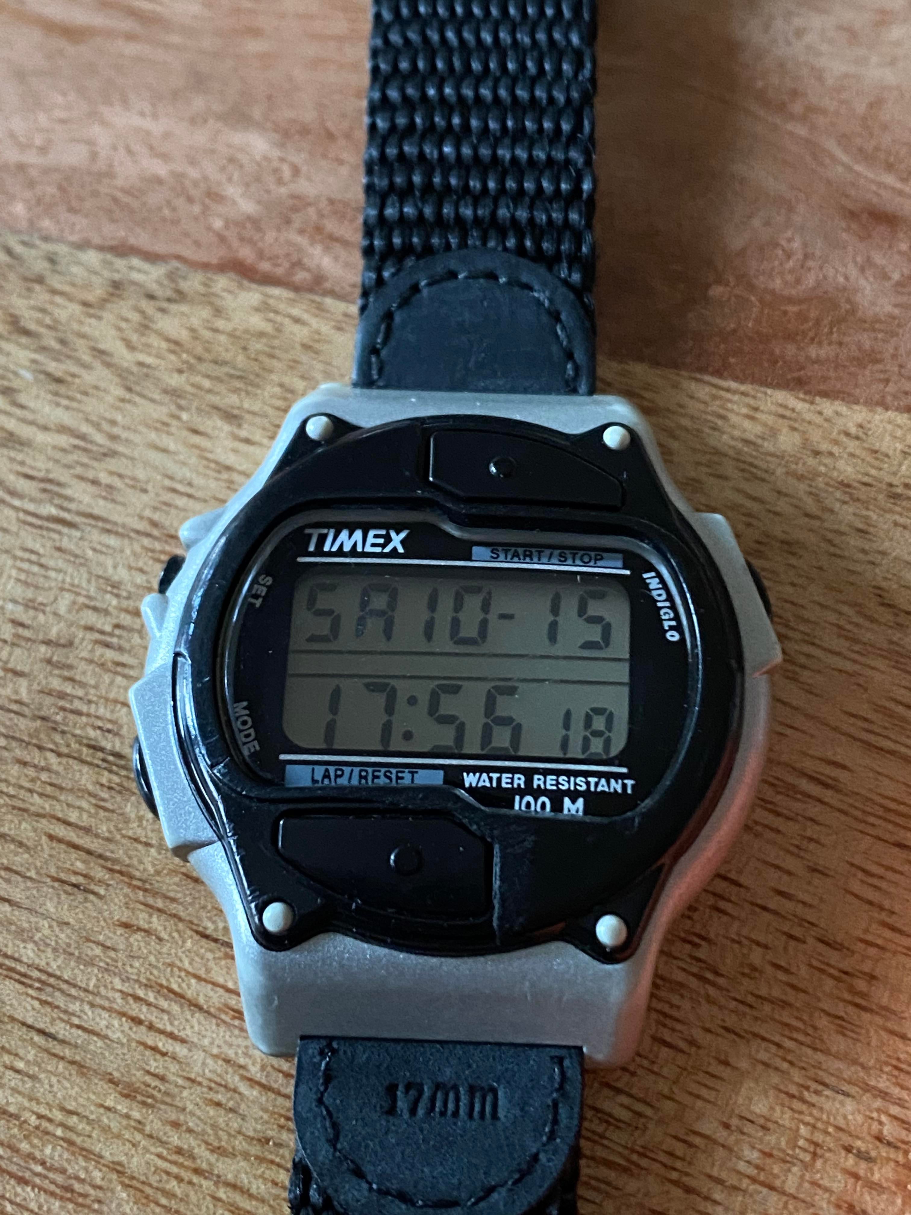 WTS] vintage Timex Stealth with 3 authentic straps - the 