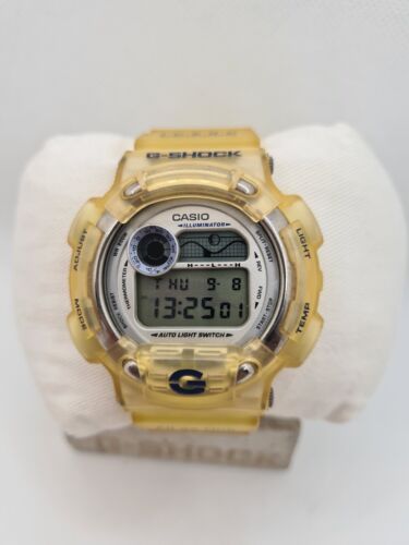 Casio G-Shock DW-8600K Dolphin & Whale Limited Edition Japan