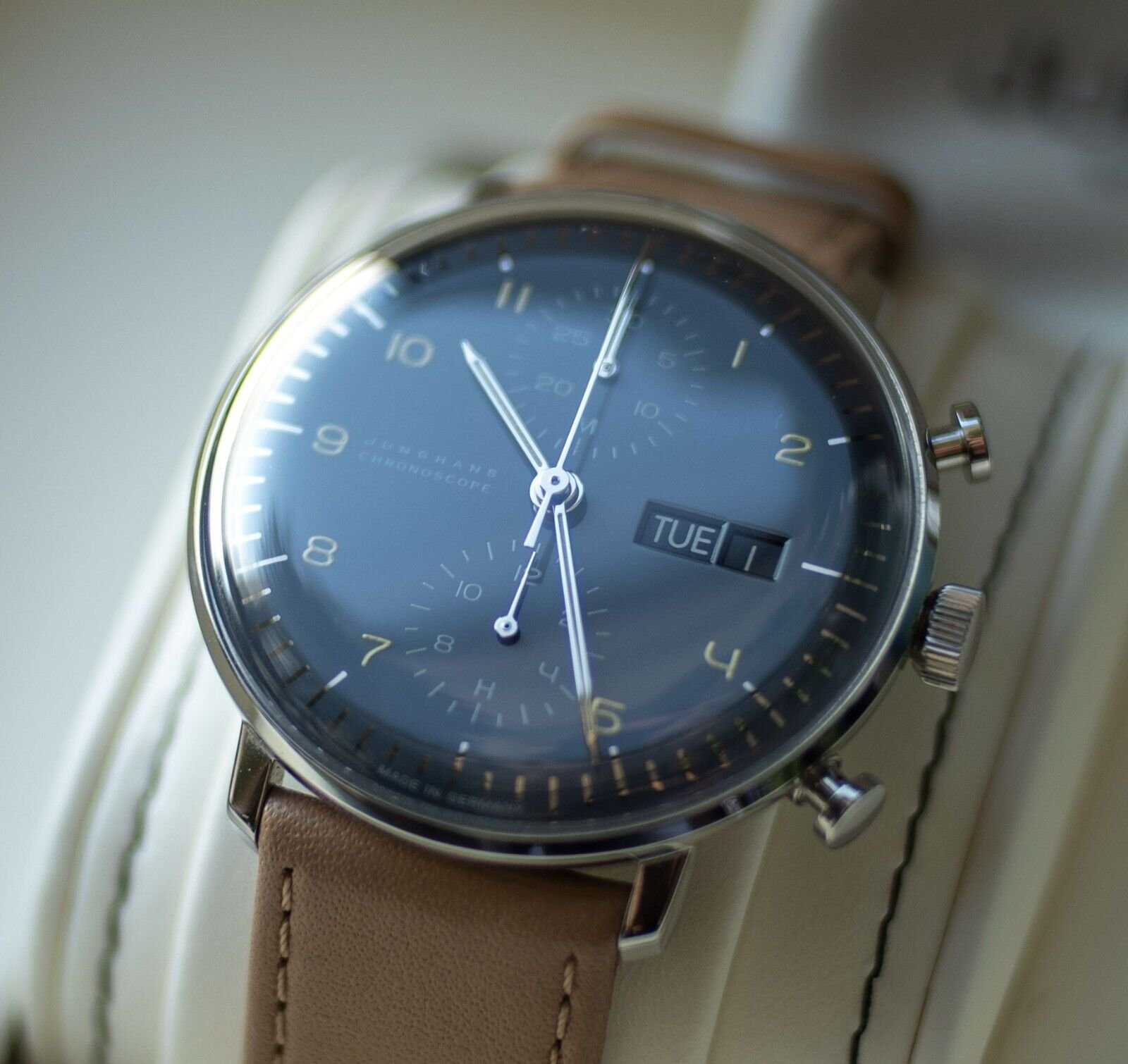 2 200 USD Junghans Maxbill Chronoscope Day Date. 40mm