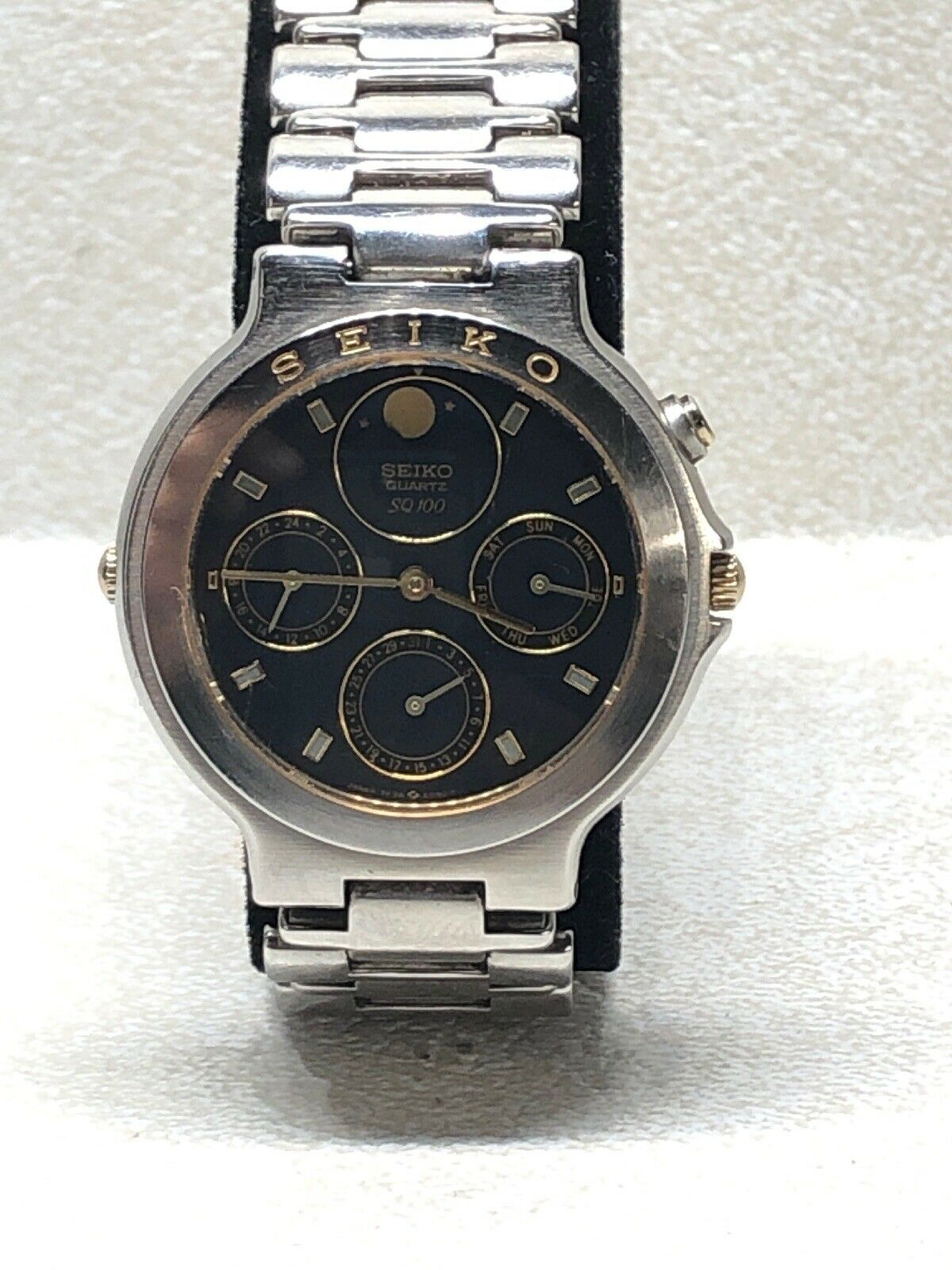 VINTAGE SEIKO QUARTZ SQ 100 7F38-6119 MOON PHASE WREST WATCH