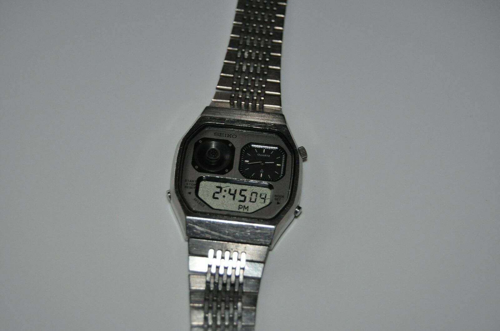 Men's Seiko Watch H239-5020 Robot Face Digi-Ana Watch 1980 Working