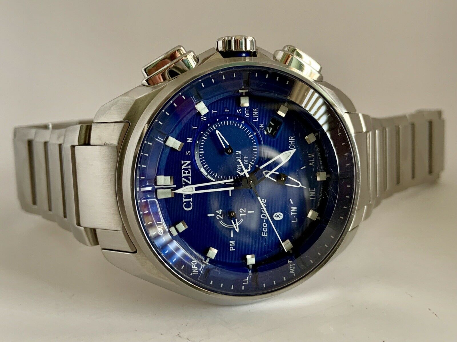 proximity pryzm bluetooth blue dial men's watch