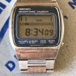 Vintage Seiko M354-5020 Memory-Bank Calendar | WatchCharts Marketplace