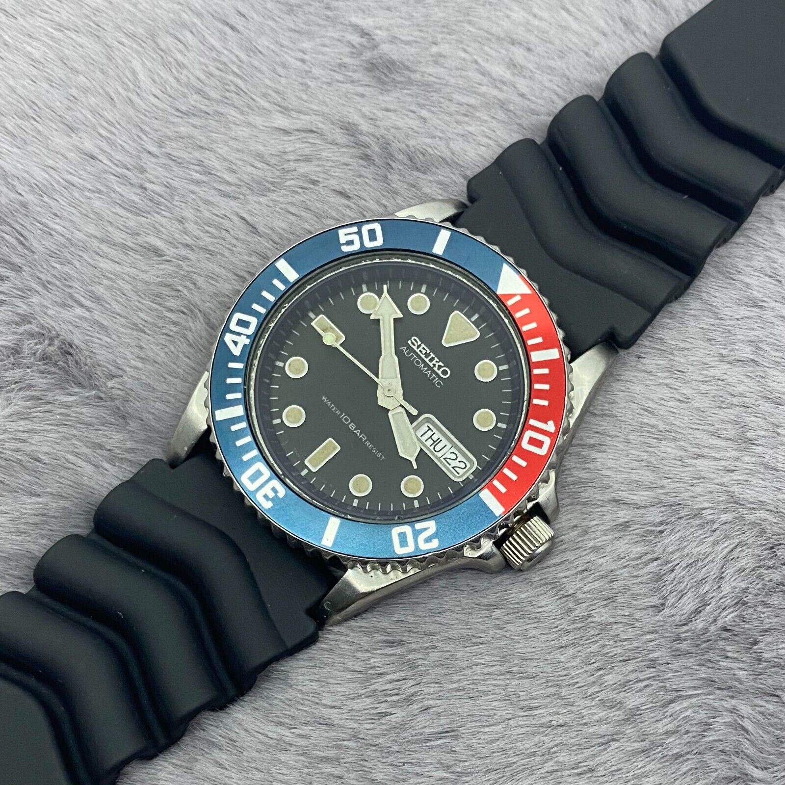 Seiko Diver's 7S26-0040 10 Bar Japan Automatic Movement 21 Seiko Diver's 7S26-0040 10 Bar Japan Automatic Movement 21