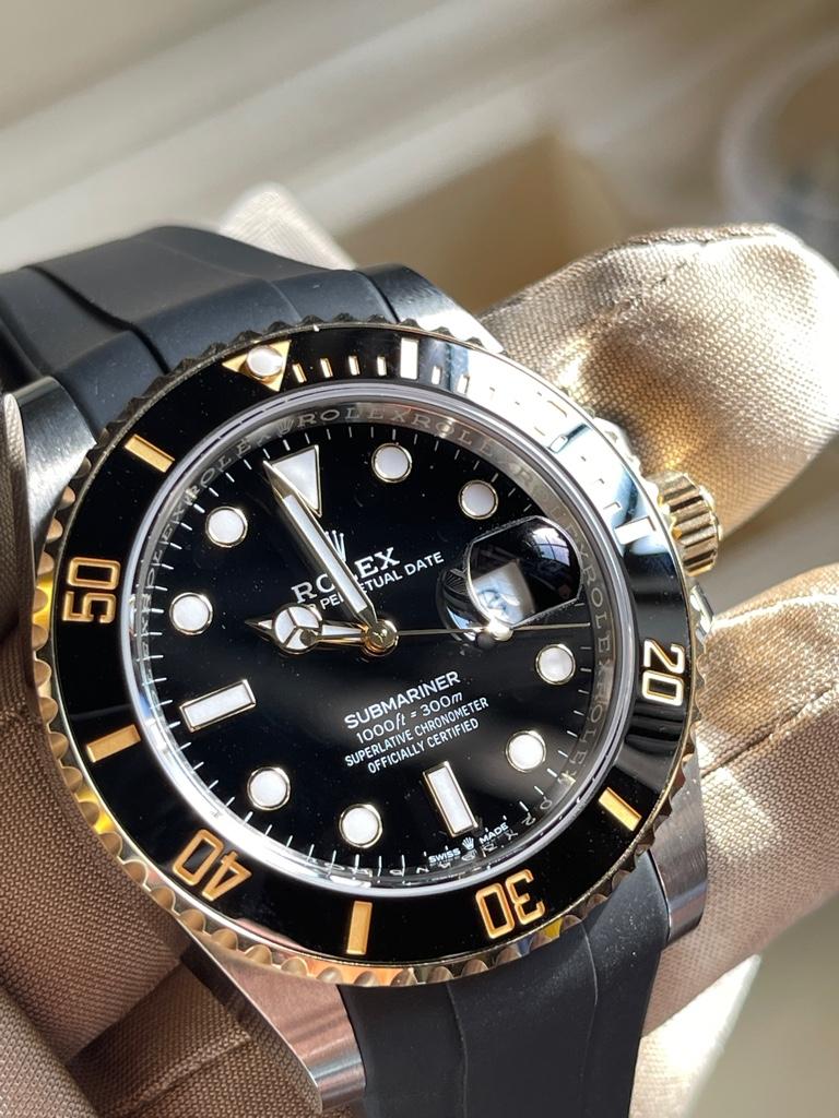 Rolex submariner gold outlet rubber strap